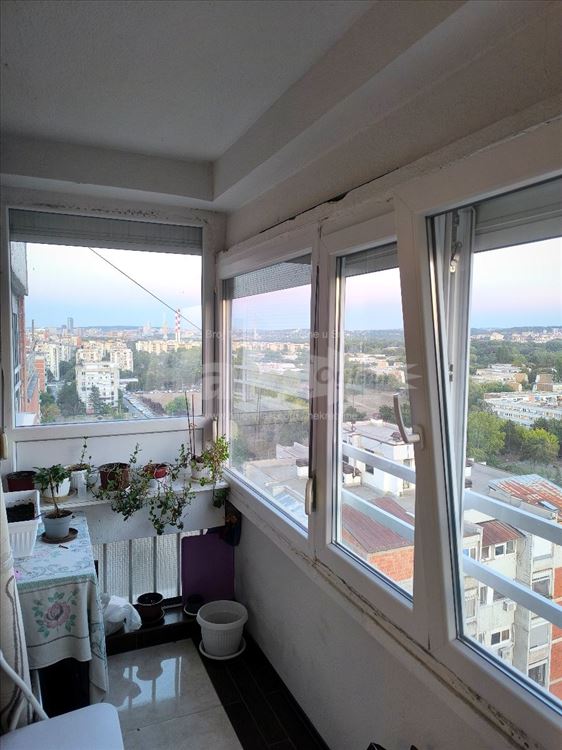 Novi Beograd - Blok 70, 2,0, 60m2 - Namešten — 11