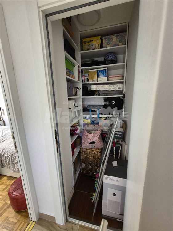 Novi Beograd, blok 70, potpuno RENOVIRAN 2025, LUX — 4