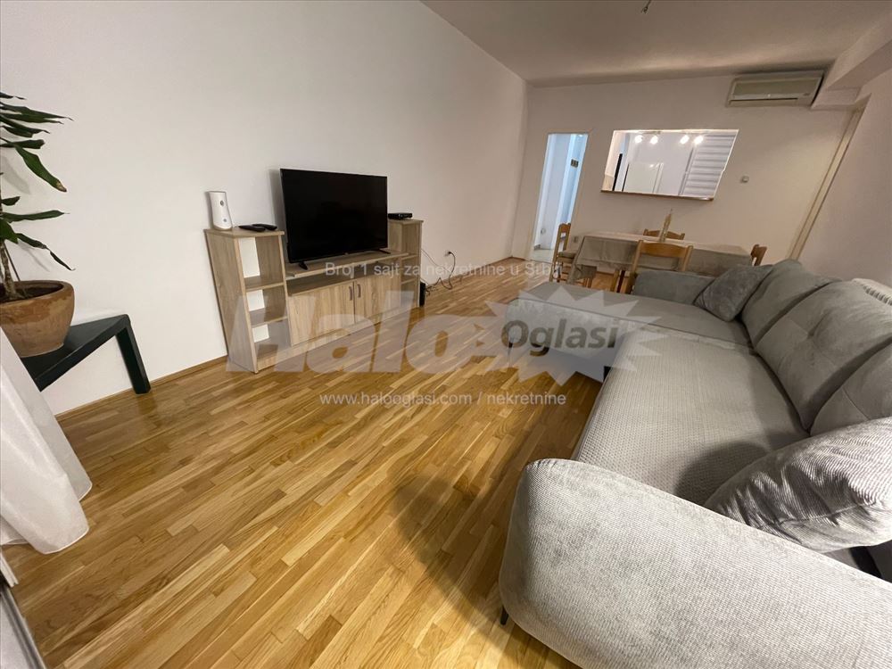 Novi Beograd - Blok 70a od 84m²  3.0 spavaćih soba — 4