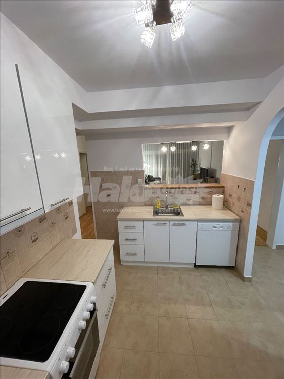 Novi Beograd - Blok 70a od 84m²  3.0 spavaćih soba — 12