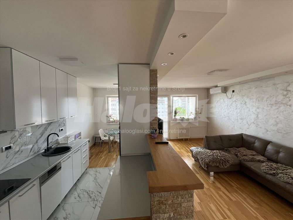 Novi Beograd, Blok 71 - Dr Ivana Ribara 75m2, 6/7, — 4
