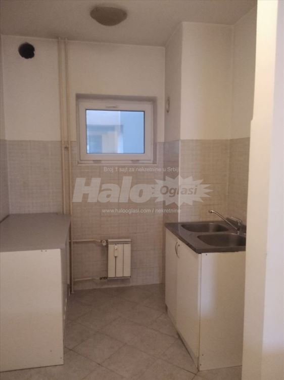 Novi Beograd, blok 72, jednosoban stan — 7