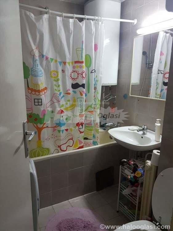 Novi Beograd, Dr. Ivana Ribara, odličan — 7