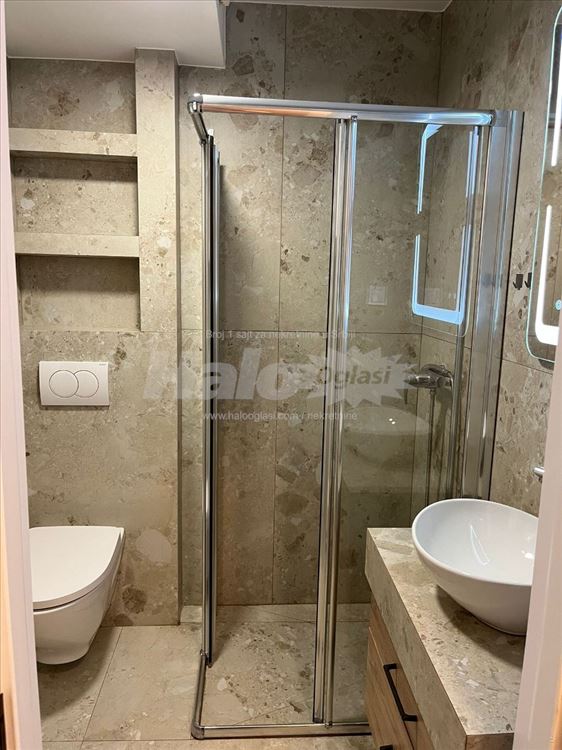 Novi Beograd Fontana 1.5 soba kompletno renoviran — 9