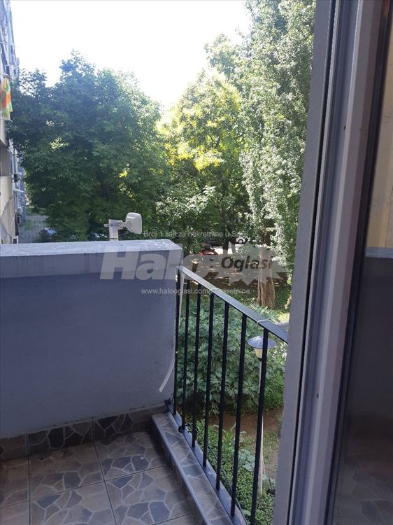 Novi Beograd-Fontana, renoviran,terasa,svetao — 5
