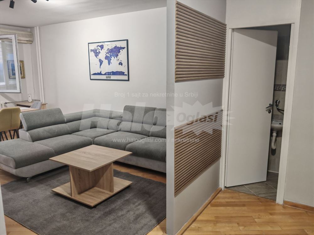 Novi Beograd , Hotel Jugoslavija 80m2, Blok 11c — 5