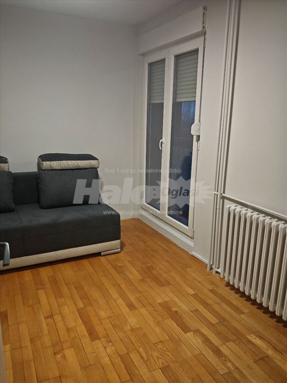 Novi Beograd , Hotel Jugoslavija 80m2, Blok 11c — 14