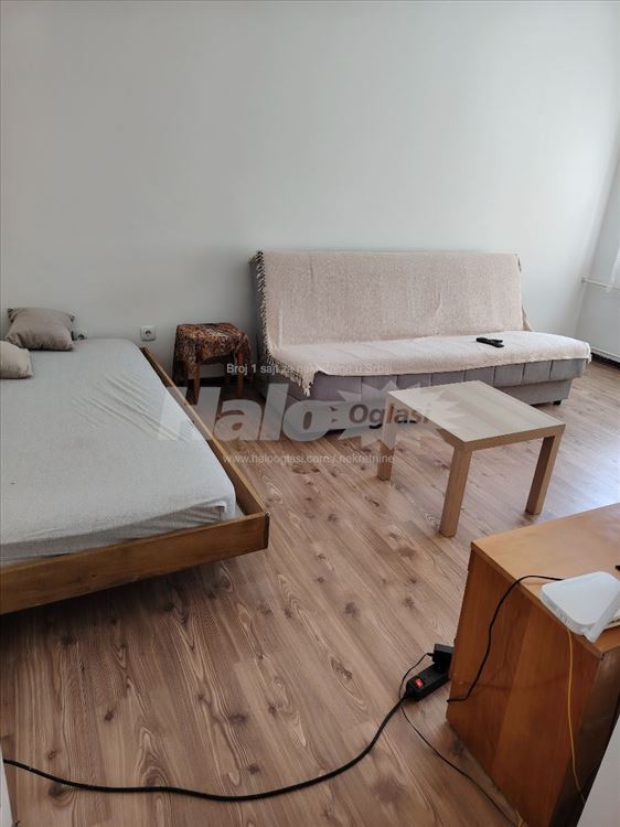 Novi Beograd, Institut za majku i dete, 30kvm,1.0 — 2