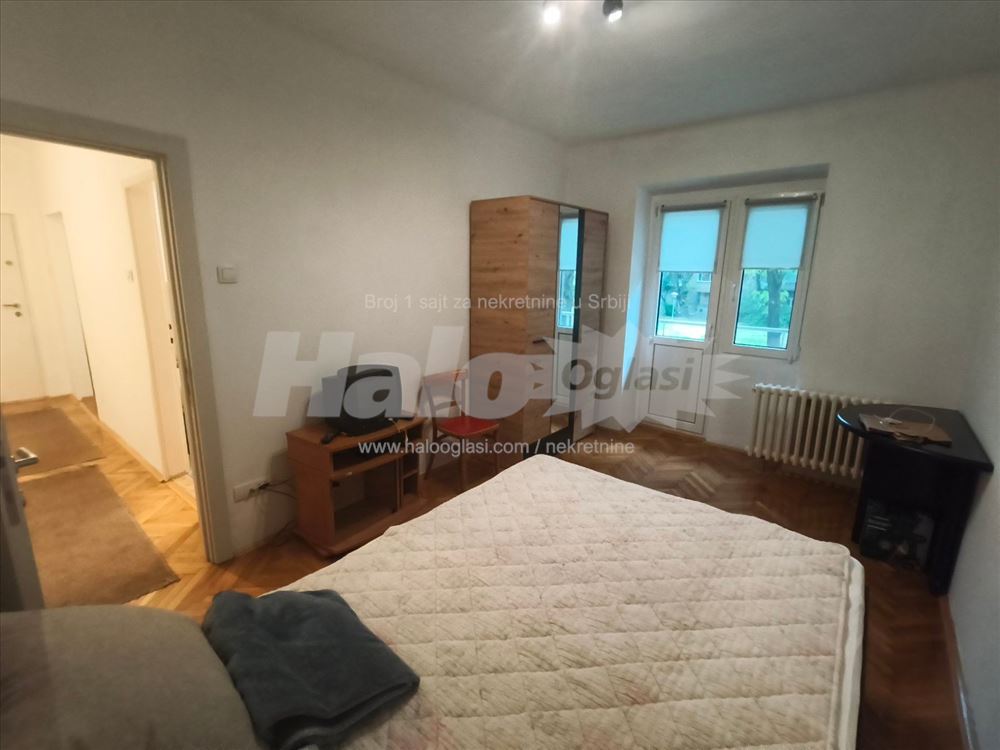 Novi Beograd, Institut za majku i dete, dvosoban — 2