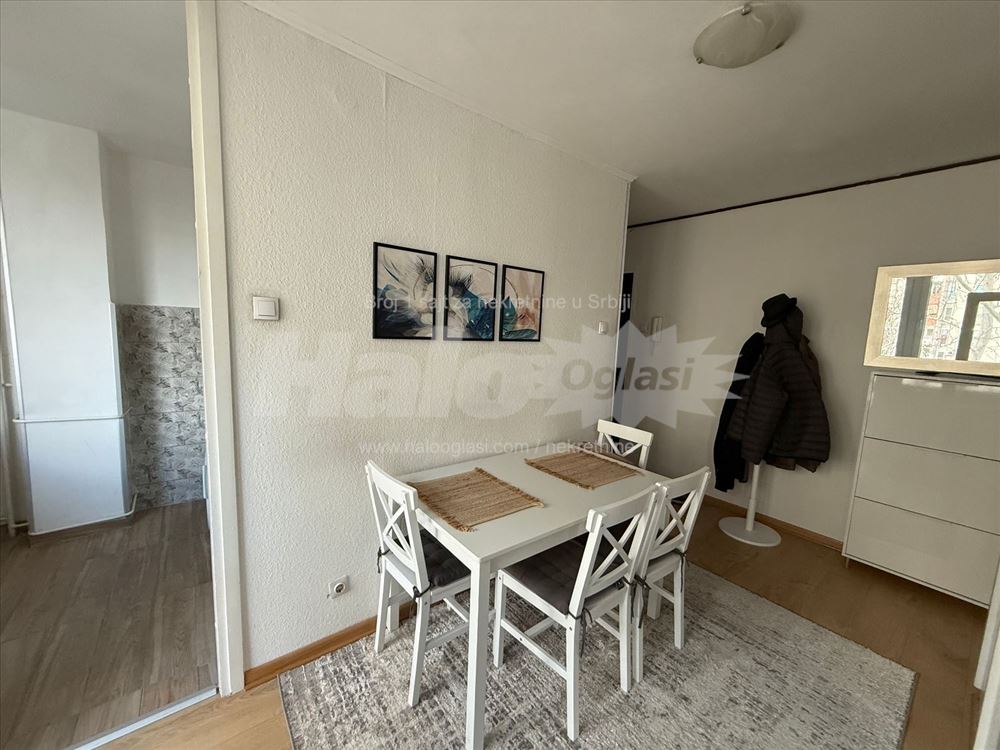 Novi Beograd - Jurija Gagarina, blok 61 — 5