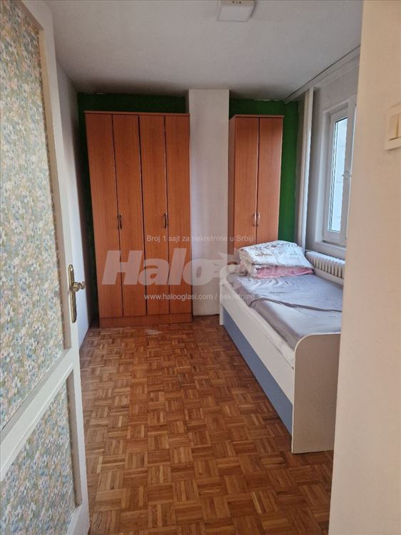 Novi Beograd - namešten stan na odličnoj lokaciji — 9