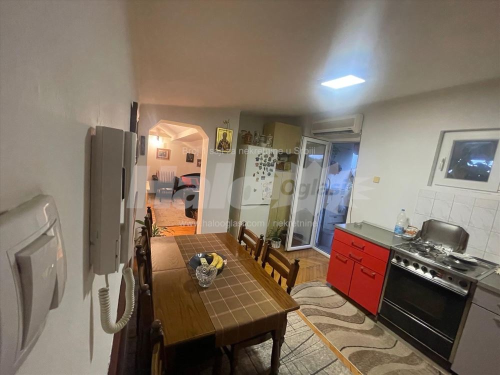 Novi Beograd,Paviljoni,blok 7a — 4
