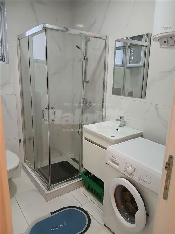 Novi Beograd početak Ledina jednoiposoban stan 43m — 10
