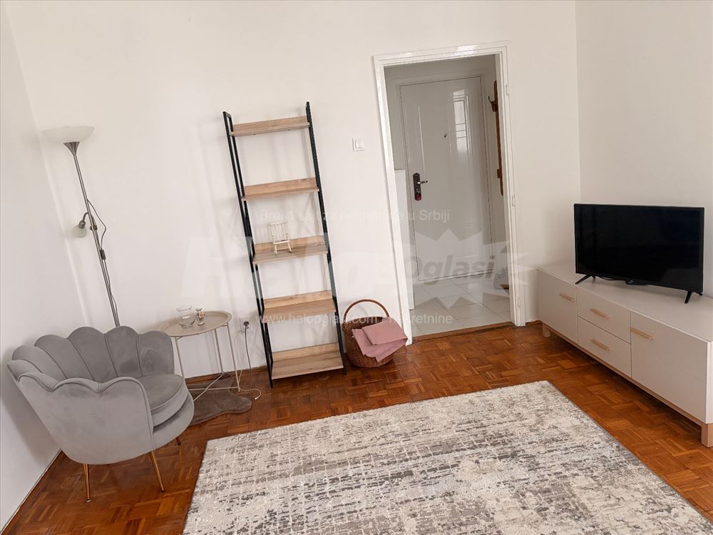 Novi Beograd-Stari Merkator 2.0 stan 47m2 6/18 — 3