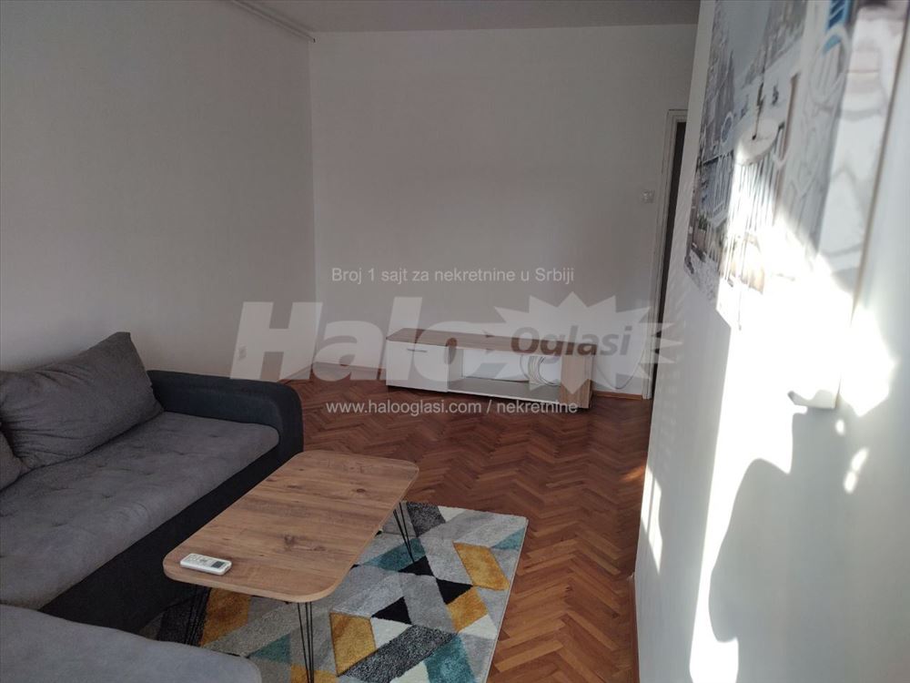 Novi Beograd-Stari Merkator 40m2 — 2