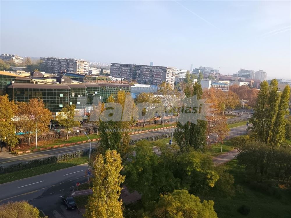 Novi Beograd, Stari Merkator, 58m2 — 4