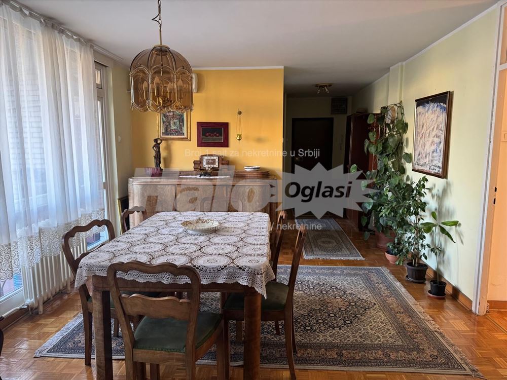 Novi Beograd Super udoban stan 92m2 blok 34 — 15