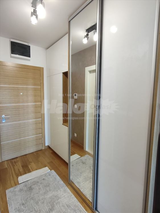 Novi Beograd - Wellport Kula - Blok 65 — 11