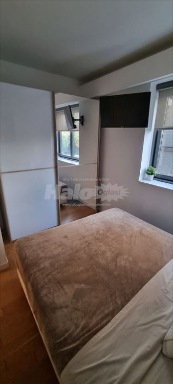 Novi Beograd, West 65, I sprat — 10