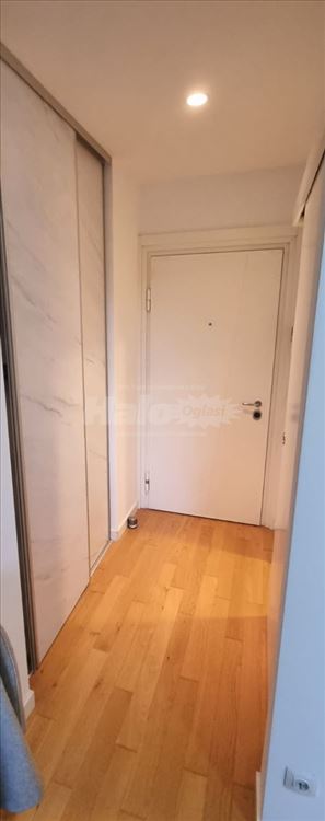 Novi Beograd, West 65, I sprat — 12