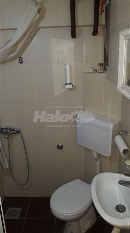 Novi Beograd YUBC Poslovni lokal 75m2x75m2 — 11