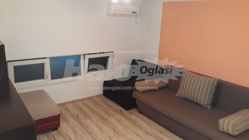 Novi Beograd YUBC Poslovni lokal 75m2x75m2 — 12