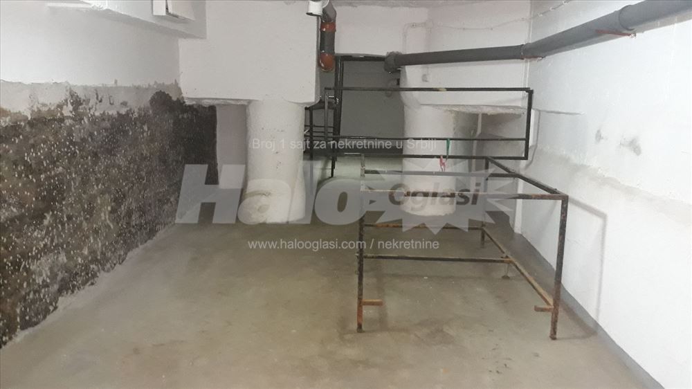 Novi Beograd YUBC Poslovni lokal 75m2x75m2 — 15