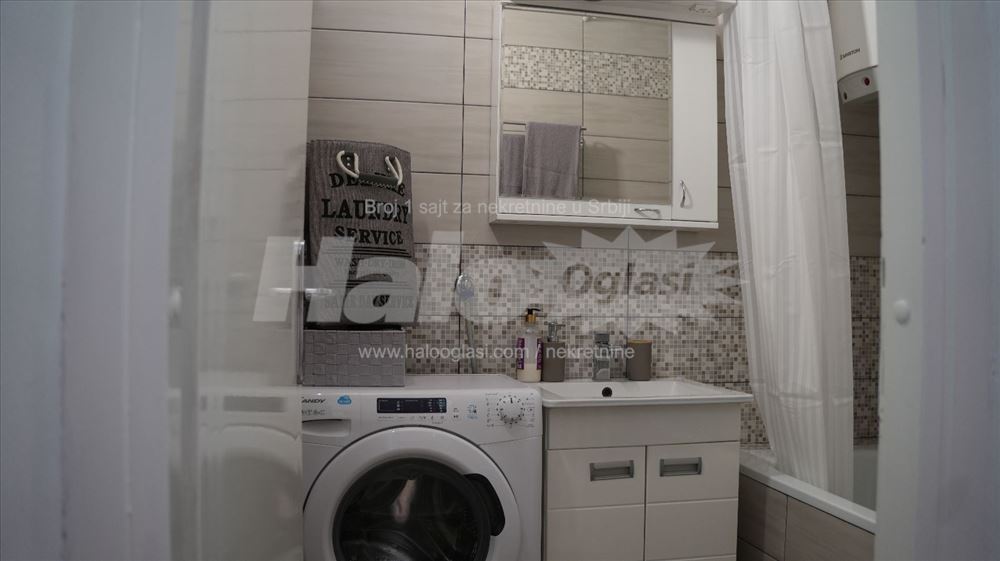 Novi Beograd,bl.61, svetao sa terasom 30m2 — 7