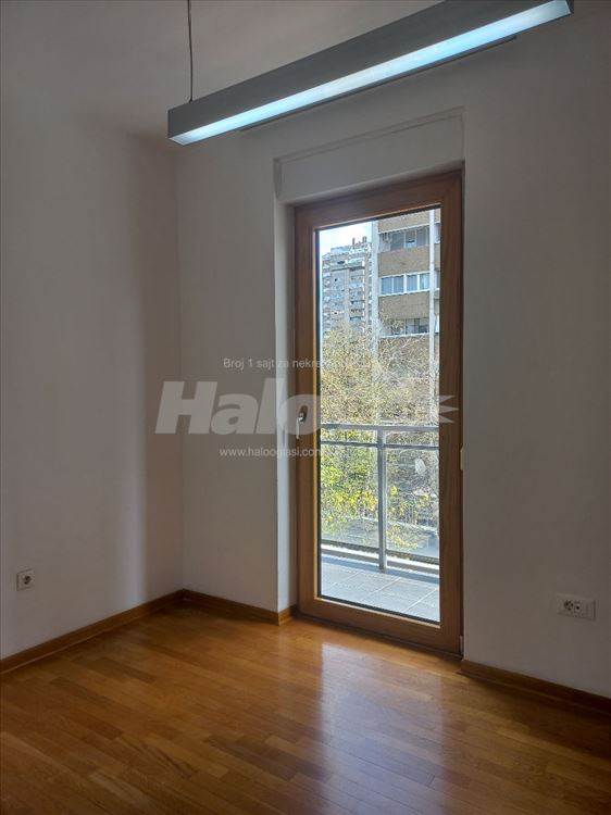 Novi Bgd, Stari Merkator, Klare Cetkin, 3.0, 80m2 — 15