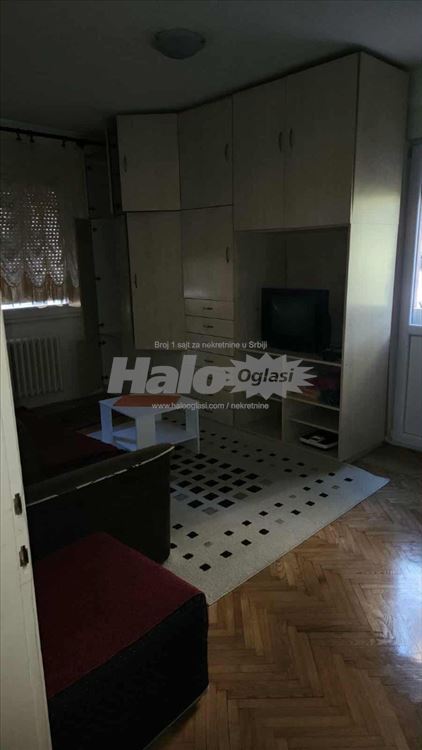 Novi Zeleznik stan 59kv centralno, stara gradnja — 11