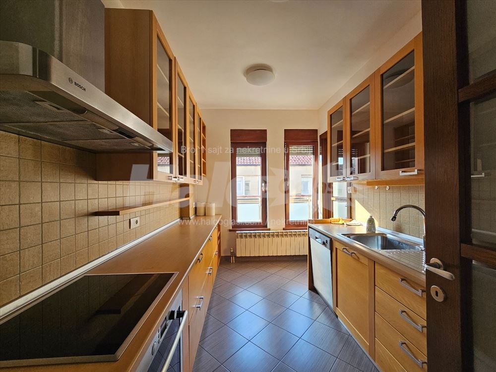 Novija gradnja lux stan za izdavanje — 5