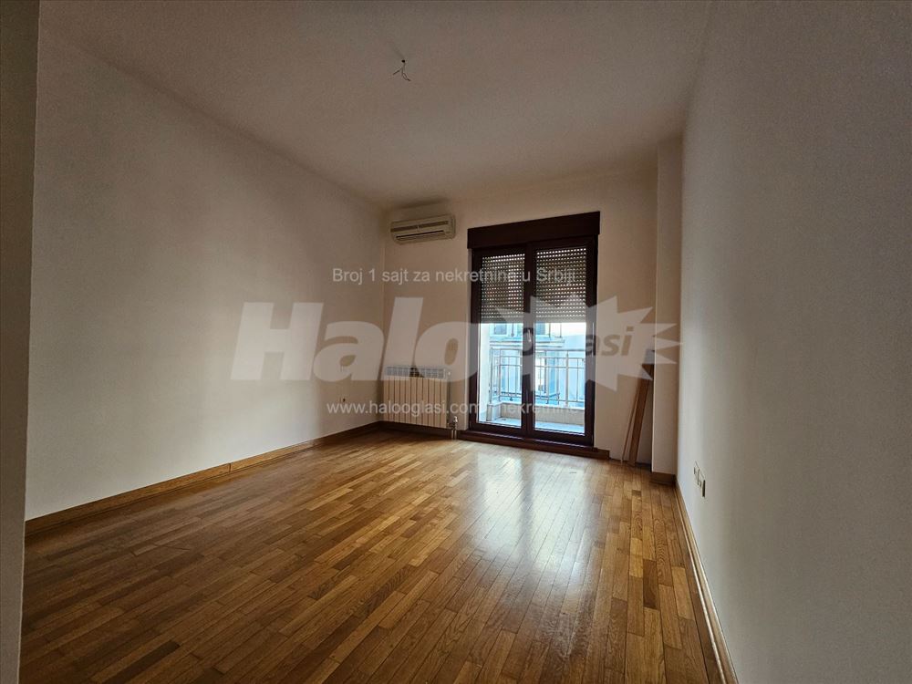 Novija gradnja lux stan za izdavanje — 8