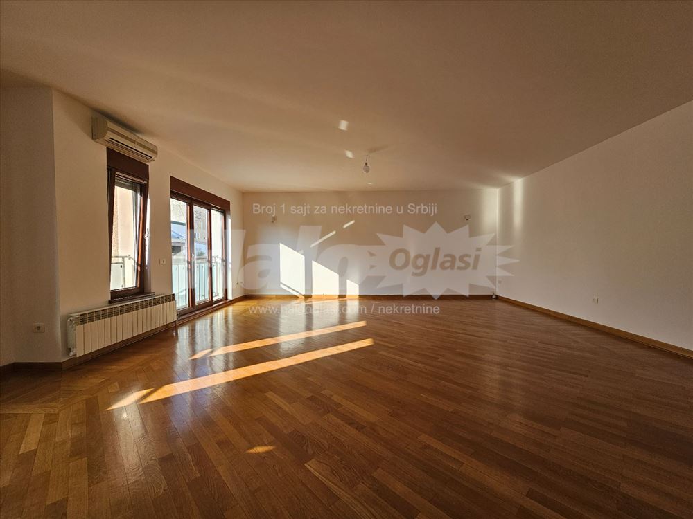 Novija gradnja lux stan za izdavanje — 10