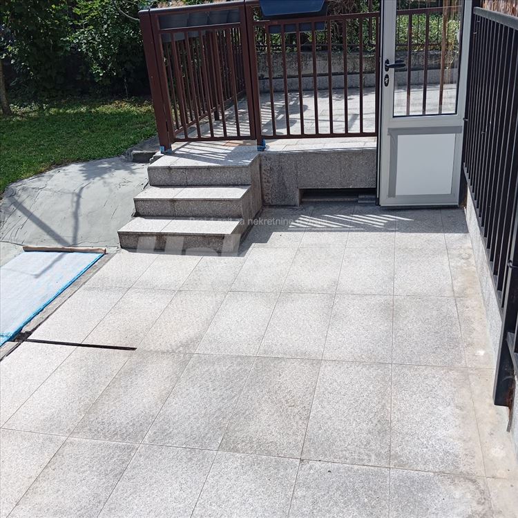 NOVO! Bazeni Košutnjak 40m² 1-Soba ili P.P. Terasa — 2