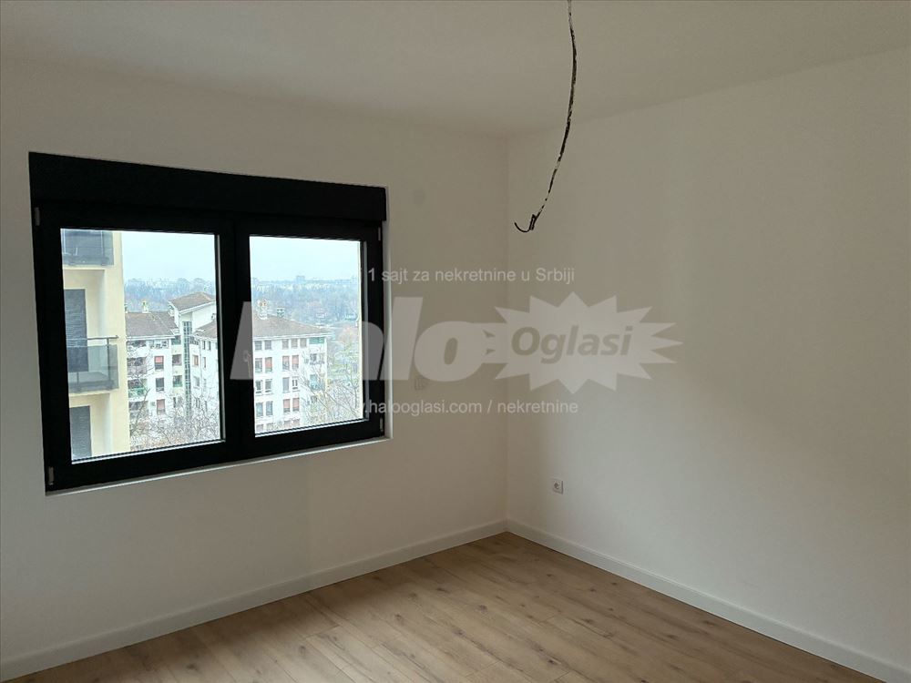 Novogradnja, Banovo brdo, Karpoševa(odmah useljiv) — 8