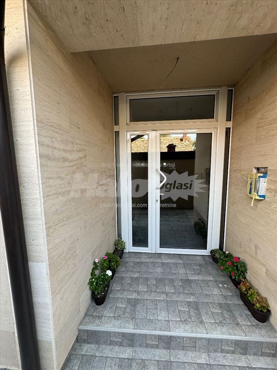 Novogradnja Cara Dušana,useljiv. 43m2,58m2 — 2