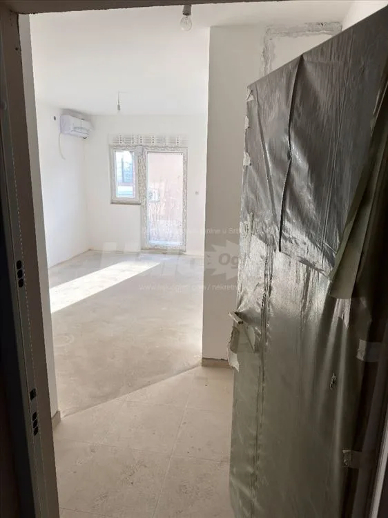 Trosoban stan Kaluđerica, mirna lokacija, novogra — 8