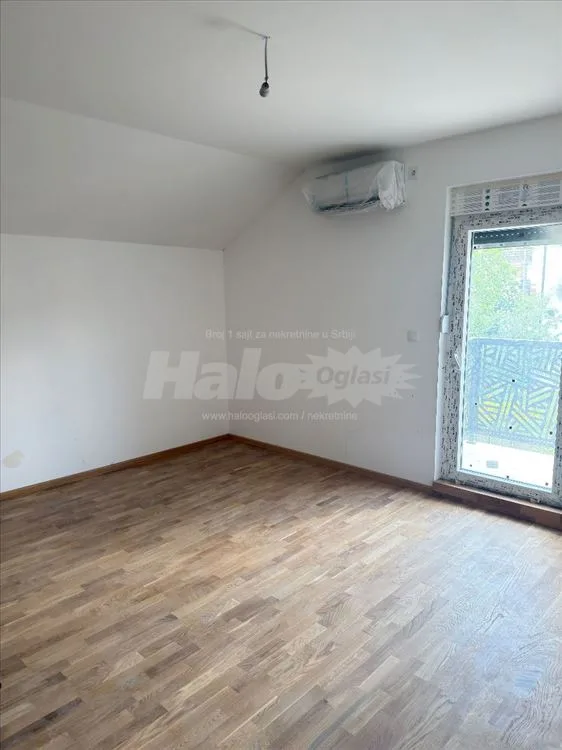 Trosoban stan Kaluđerica, mirna lokacija, novogra — 15