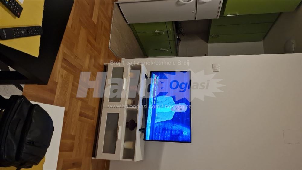Novogradnja, sa garažnim mestom, preko puta ATŠ-a — 14