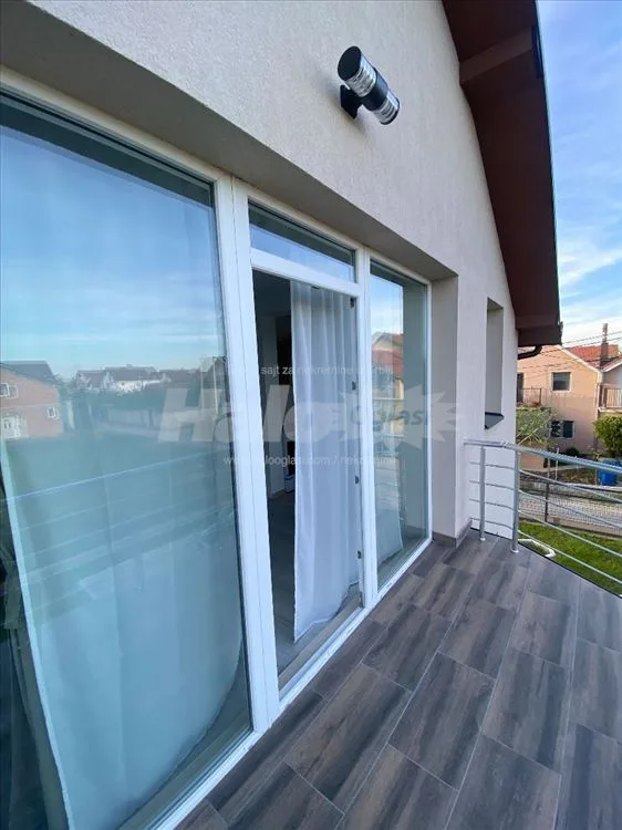 Novoopremljen dvosoban stan u Borči — 5