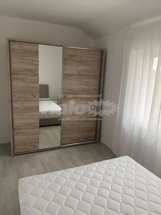 Novoopremljen dvosoban stan u Borči — 8