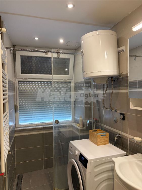 Nušićeva, jednoiposoban stan, 32m² — 12