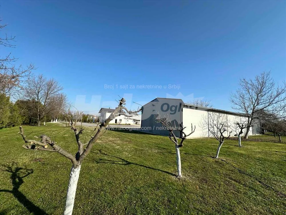 Oberenovac ,hala 250 veliki parking — 2
