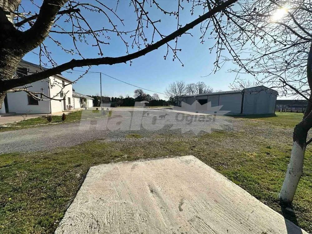 Oberenovac ,hala 250 veliki parking — 5