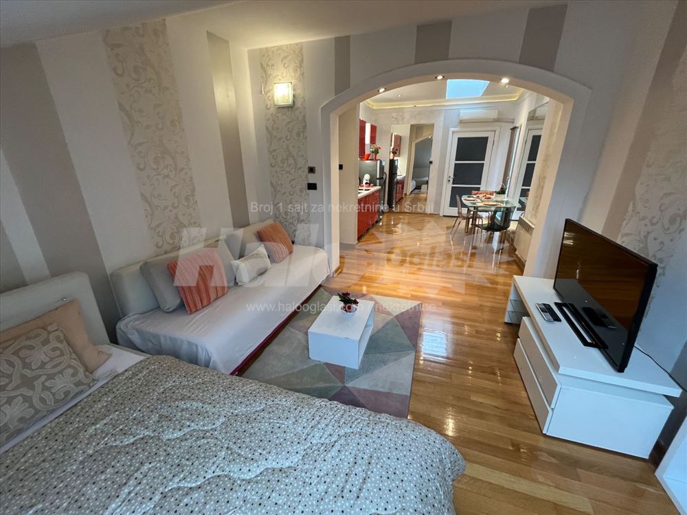Obilićev Venac Lux penthouse studio 45m2 — 5
