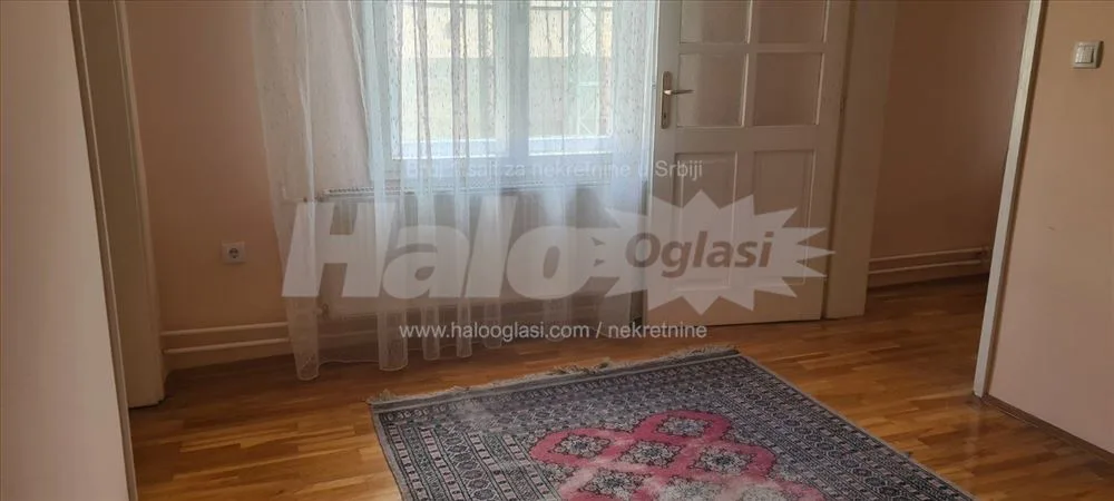 Obrenovac, centar, 2.5, namešten — 10