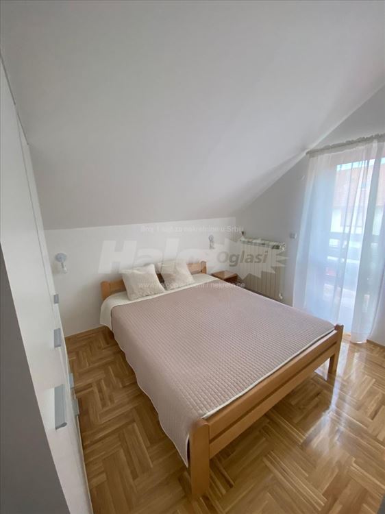Odličan 2.0 nov, namešten-Stari Cerak — 10