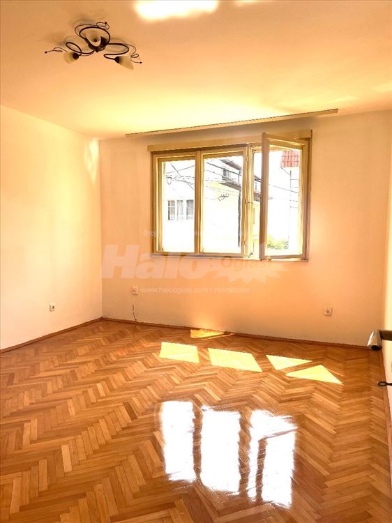 Odličan 2.5 stan (56m²) + 25m2 podrum ispod stana — 6