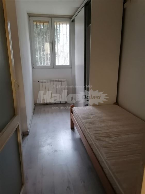 Odličan dvoiposoban stan u Medakoviću 3 — 2
