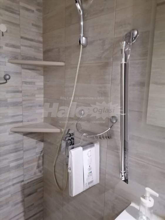 Odličan dvoiposoban stan u Medakoviću 3 — 4